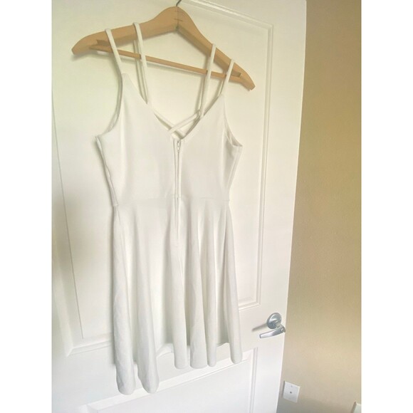 Speechless small off white cream summer mini dress w straps vneck flare NWOT - Picture 3 of 8